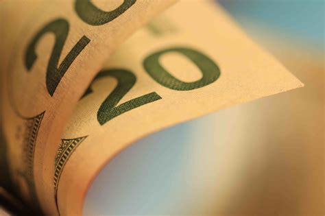 Former city official accused of stealing $937K from tiny WA town.